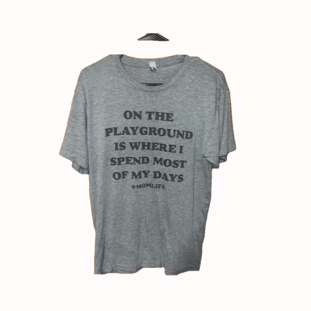 Mom Life Graphic Tee *make offers*